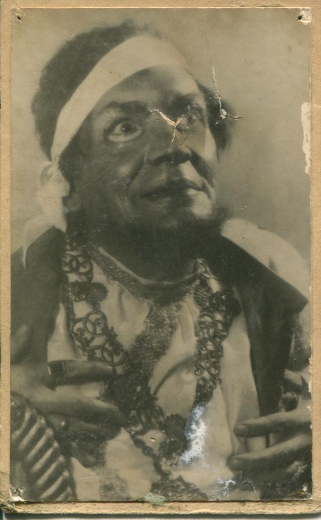 Фото Борис Романицький в ролі Отелло, постановка Панаса Саксаганського 1926 р. Фото публікується вперше.