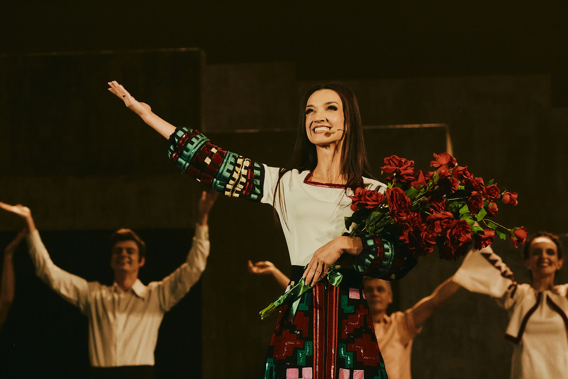 Софія – Наталія Поліщук-Московець. Фото з вистави «Червона рута» режисера Максима Голенка, Національний театр ім. Марії Заньковецької