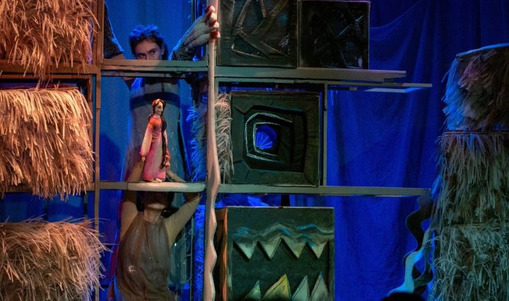 Фото з вистави «Казка про Мару» режисерки Яни Титаренко, Львівський обласний академічний театр ляльок